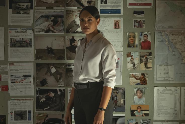 Cynthia Addai-Robinson v novem filmu prevzame še večjo vlogo in se trudi v celotno kaotično dogajanje vnašati red. To ji ne uspeva. | Foto: Blitz Film & Video Distribution