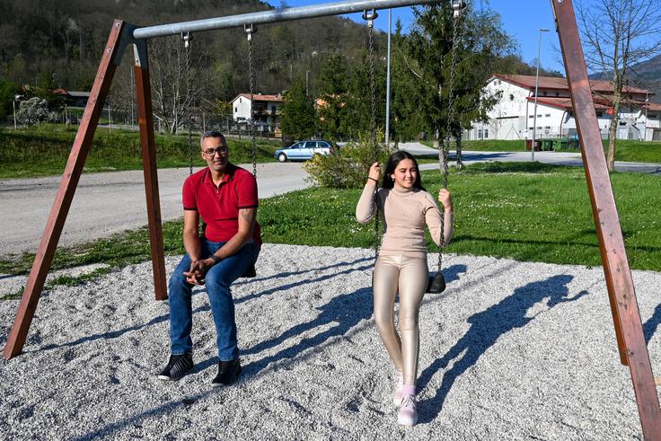 Otroka sta stroga užitelja slovenščine, pove. | Foto: Matej Podgoršek