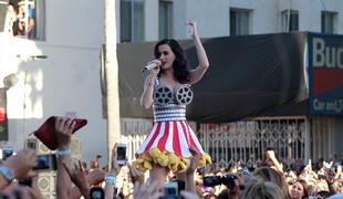 Katy Perry je ženska leta
