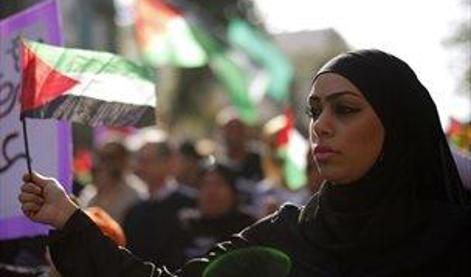 Četverica poziva mednarodno skupnost, naj pomaga Palestincem