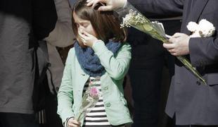V Belgijo prepeljali še enega poškodovanega otroka iz Švice