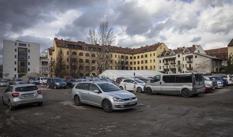 V Ljubljani ukinjajo priljubljeno parkirišče #foto