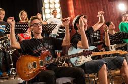 SUPERHEARO orchestra na YouTubu z že 100 tisoč ogledi