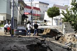 Po tajfunu Japonsko prizadel še potres