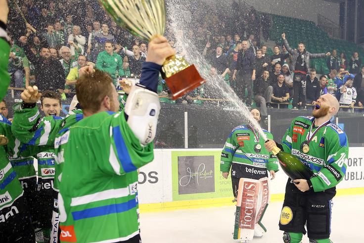 Prizor iz konca sezone 2015/16, ko je zadnjič igral za Olimpijo. | Foto: www.alesfevzer.com