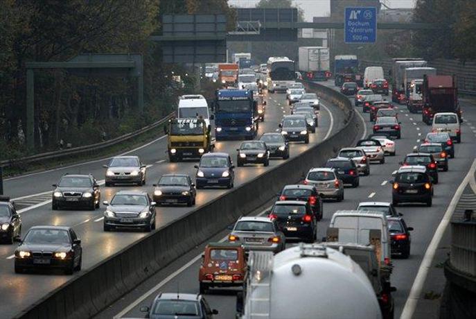 Prijeli ostrostrelca, ki je strašil po nemških avtocestah