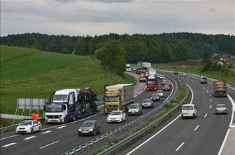 Dars doslej prodal več kot pol milijona letnih vinjet za 2011