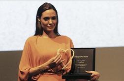 Angelina Jolie oblikovala nakit za zabavo