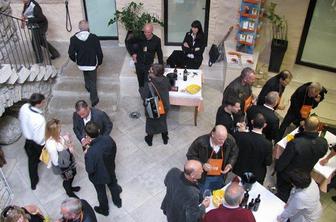 Festival oranžnih vin v Izoli