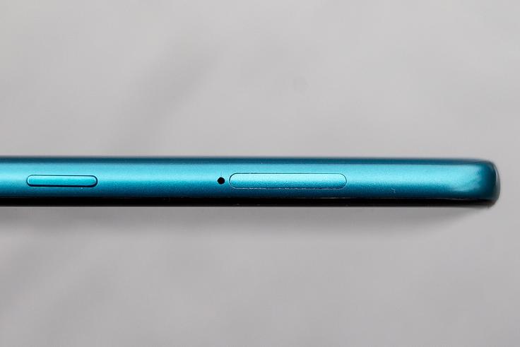Z najnovejšo reinkarnacijo svoje "petice" meri družba HMD Global, lastnica blagovne znamke Nokia za mobilne telefone, na nezahtevne uporabnike, ki jim je prednostno merilo cena. | Foto: Ana Kovač
