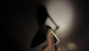 Christian Louboutin bo oblikoval steklene čeveljce