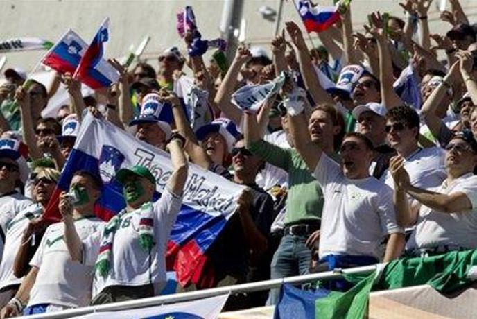 Na tekmi Alžirija - Slovenija 11.000 vstopnic neizkoriščenih