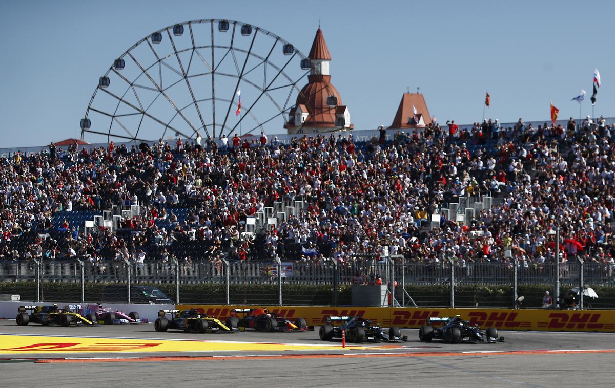 Soči | Formula 1 je serijo tekmovanj v Rusiji začela leta 2014 v Sočiju. | Foto Reuters