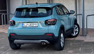 Jeep avenger - mali križanec, ki rešuje ameriško znamko v Evropi