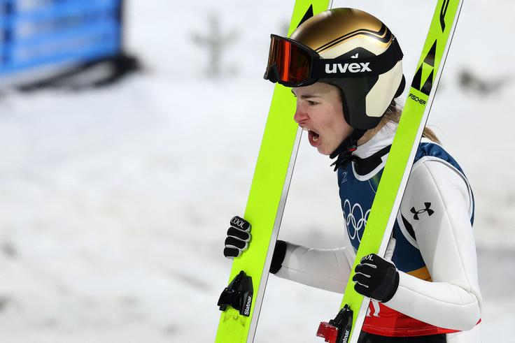 Nika Vodan se veseli tretje olimpijske kolajne. | Foto: Reuters