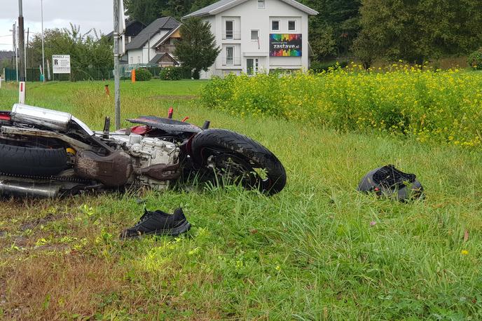 Nesreča motorista | Motorist je izgubil oblast nad vozilom in padel po vozišču. Fotografija je simbolična. | Foto Mediaspeed
