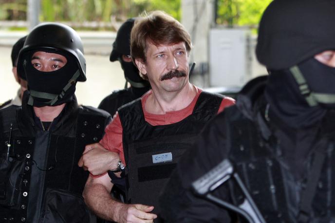 Viktor Bout | Viktorja Bouta so aretirali leta 2008 na Tajskem. Izročili so ga ZDA, kjer je bil obsojen na prestajanje 25-letne zaporne kazni. | Foto Guliver Image