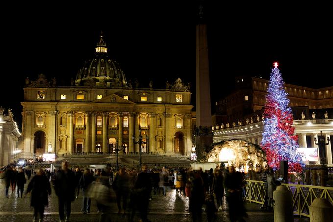 Vatikan, prižig lučk | Foto: Reuters