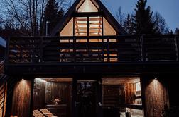 Slovenski glasbenik po prenovi pokazal luksuzno hišo na Pohorju