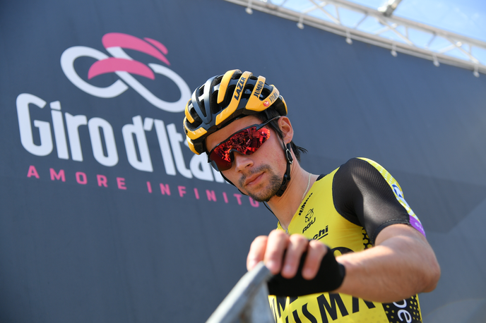 Primož Roglič | Primož Roglič je v 17. etapi izgubil dodatnih sedem sekund v primerjavi z Richardom Carapazom. | Foto Giro/LaPresse