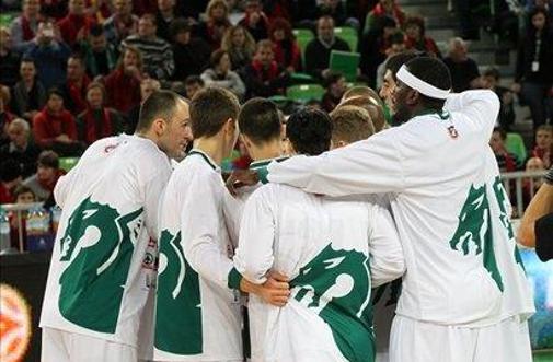 Olimpija do tekmecev že 4. januarja