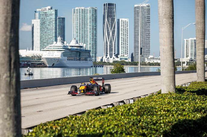 F1 New York Miami | Formula 1. maja prihaja v Miami. Sergio Perez je tam že dirkal, ko so snemali film Race to Miami. | Foto Red Bull Content Pool