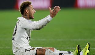 Norega niza PSG je konec, Neymar staknil poškodbo