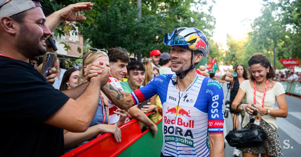 e77f7cab40fdfaeb6f9c-primoz-roglic-vuelt