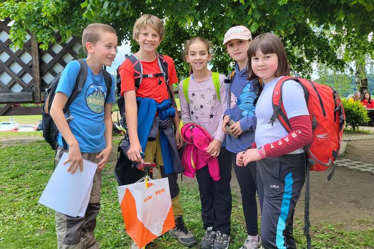 Planinska orientacijska tekmovanja so ena najbolj priljubljenih metod učenja orientacije, ki jo spodbuja tudi Mladinska komisija Planinske zveze Slovenije. | Foto: Barbara Kelher