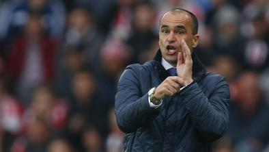 Everton se je razšel z Martinezom