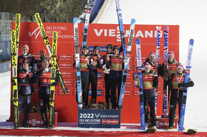 Slovenci so pred dvema letoma postali ekipni svetovni prvaki v poletih. Naslednje svetovno prvenstvo bo konec januarja na Kulmu. | Foto: Guliverimage/Vladimir Fedorenko