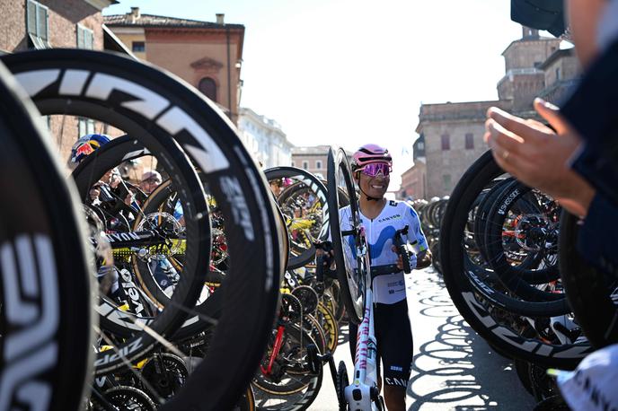 Nairo Quintana | Nairo Quintana je danes odpeljal svojo zadnjo dirko v karieri. | Foto Guliverimage