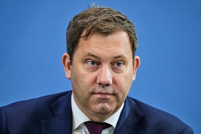 Lars Klingbeil | Nemški podkancler Lars Klingbeil: "Ne morem razumeti, zakaj so Putinu še vedno odprta vrata evropskega trga jekla." | Foto Guliverimage