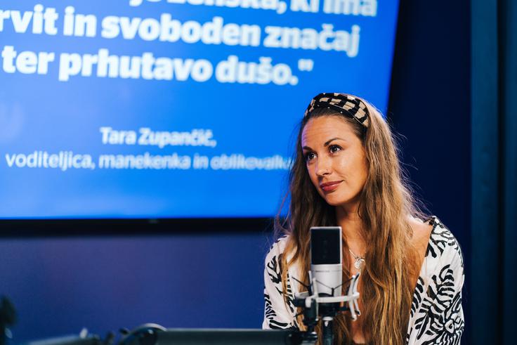 "Zavestno se usmerjam v bolj ženske stvari, ker se mi zdi, da je ravnovesje najpomembnejše," pravi Tara. | Foto: Jan Lukanović