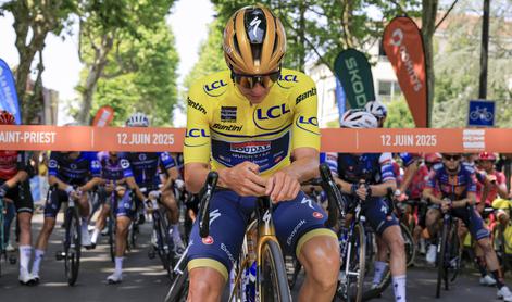 Britanec premagal sprinterske ase, Evenepoel tik pred ciljem na tleh