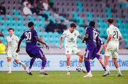 V živo: v Stožicah je vroče, Olimpija drži vodstvo