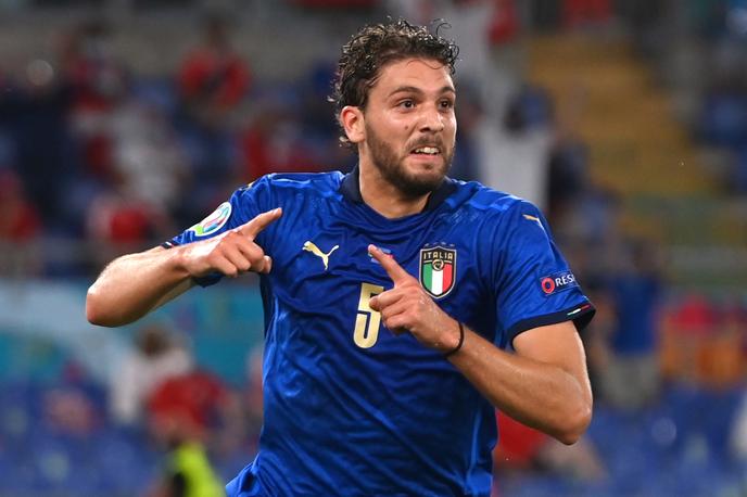 Italija Švica | Izbranci Roberta Mancinija niso izkusili grenkobe poraza že 29 tekem zapored! Manuel Locatelli je danes dosegel kar dva zadetka. | Foto Reuters