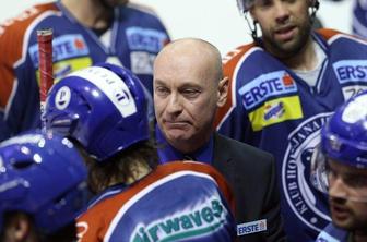 Raymond se je poslovil od ''medvedov''