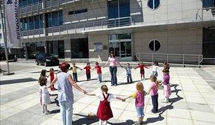 Varuhinja opozorila na kršitve pravic otrok