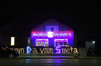 Sporna praznična okrasitev na Hrvaškem sprožila policijsko preiskavo #video