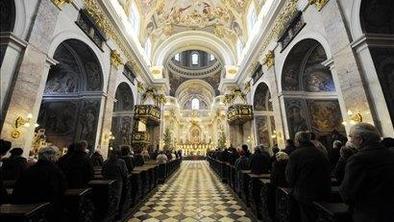 Uran: Velika večina duhovnikov je vredna svojega duhovništva