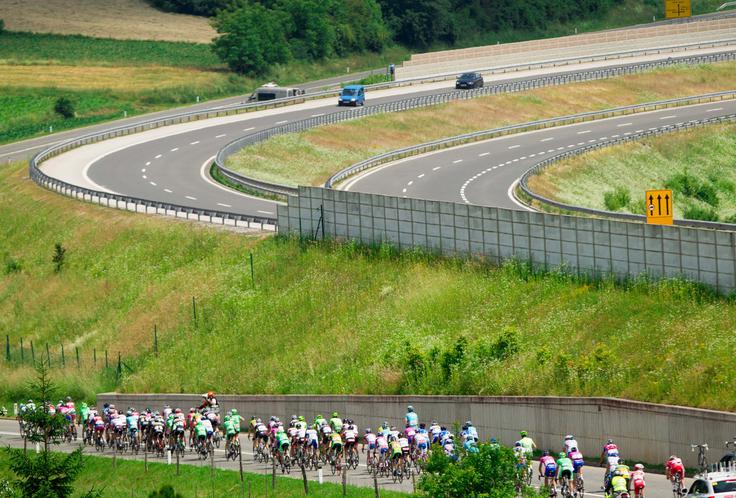 Slovenske ceste so pripravljene, prav tako pa tudi glavni akterji dirke Po Sloveniji. Nastopilo jih bo kar 140. | Foto: 