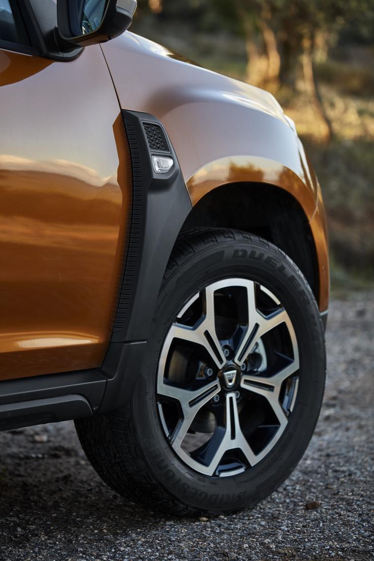 Dacia duster prva vožnja Duster zdaj ponuja tudi 17-palčna kolesa. | Foto: Dacia