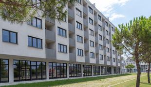 DUTB prodala že več kot polovico stanovanj v Koprskih vratih