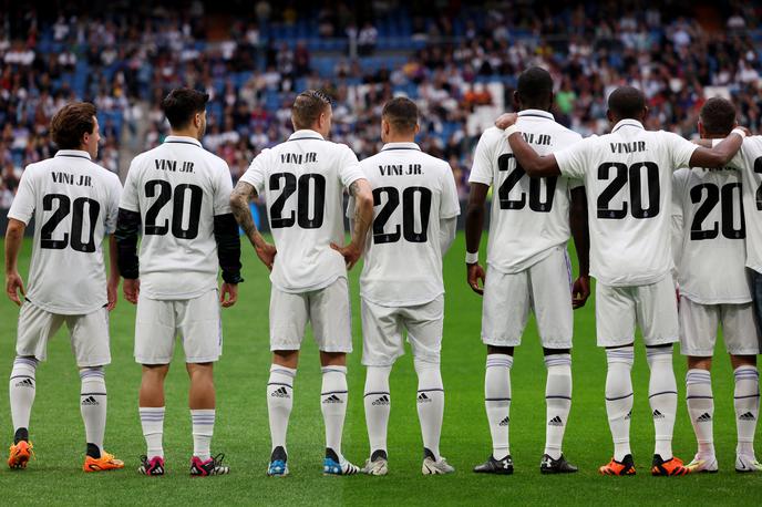 Real Madrid podpora Viniciusu | Tekma je minila v znamenju podpore Viniciusu. | Foto Reuters