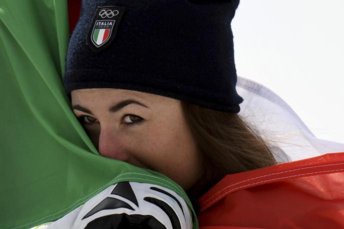 Sofia Goggia | Olimpijska prvakinja v smuku iz Pjongčanga 2018 bo italijanska nosilka zastave na odprtju iger v Pekingu. | Foto Guliverimage