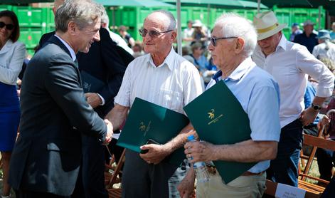 V Brestanici obeležili vrnitev izgnancev in beguncev v domovino