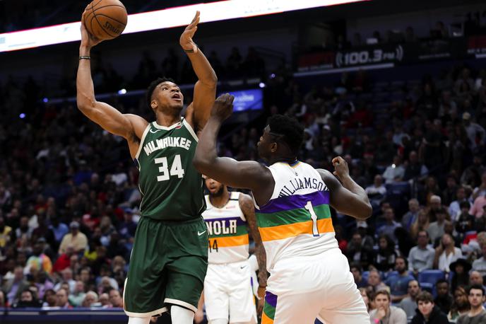 Giannis Zion Williamson | Giannis Antetokounmpo se je izkazal tudi proti New Orleans Pelicans. | Foto Reuters