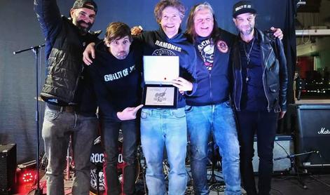 Slovenska rock zasedba na italijanskem tekmovanju pometla s konkurenco