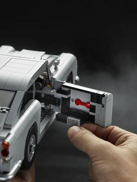 Aston Martin DB5 Lego